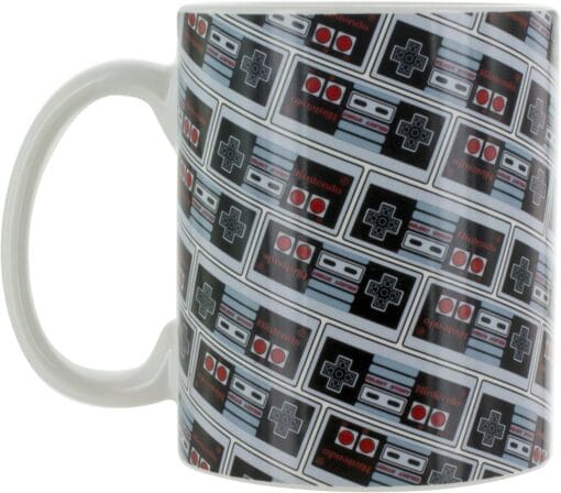 NINTENDO NES CONTROLLER MUG MULTICOLORE – Image 3