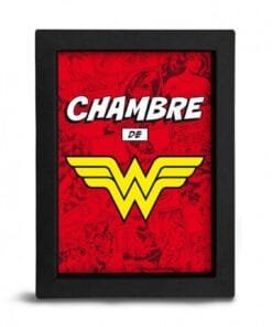 Alternative view of WONDER WOMAN - Cadre Kraft Noir 15x20 - "CHAMBRE DE WW