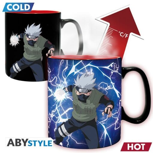 NARUTO SHIPPUDEN Mug Thermo-réactif Kakashi Itachi Grand contenant