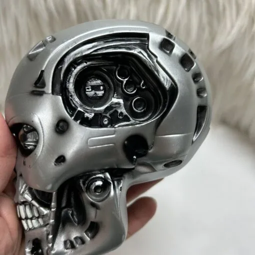 Exclusive Terminator Genisys Half Scale Endo Skull – Image 3